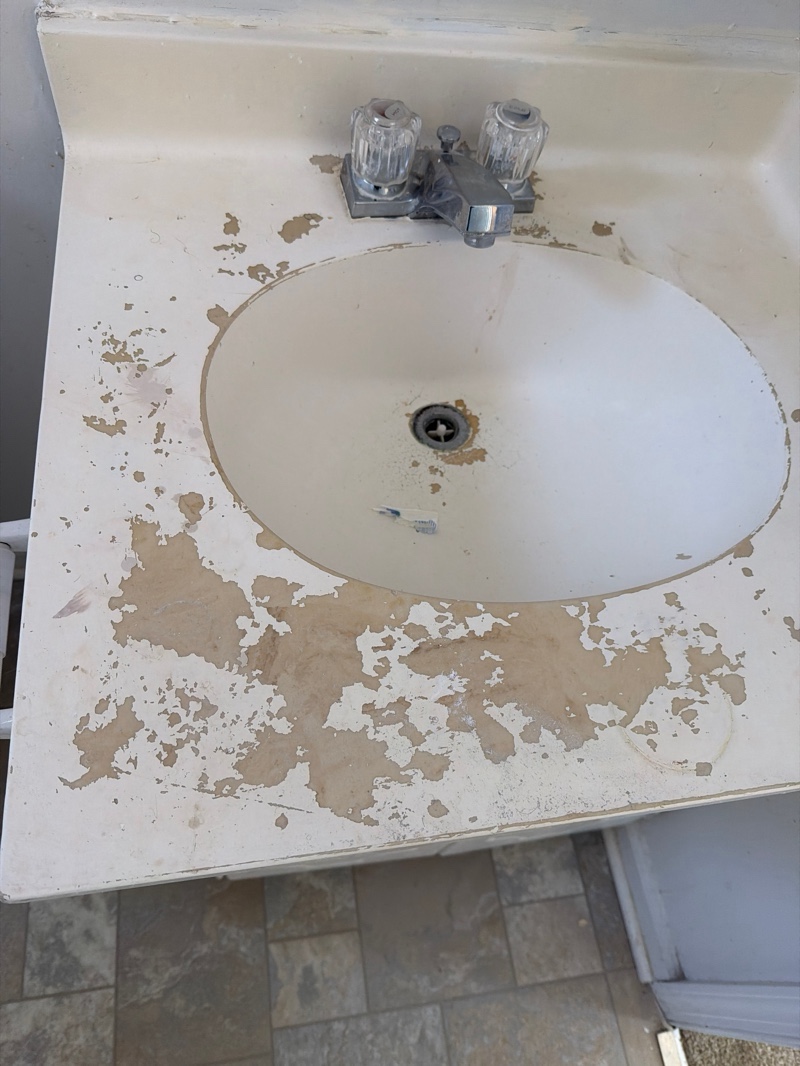 Vanity sink before restoration